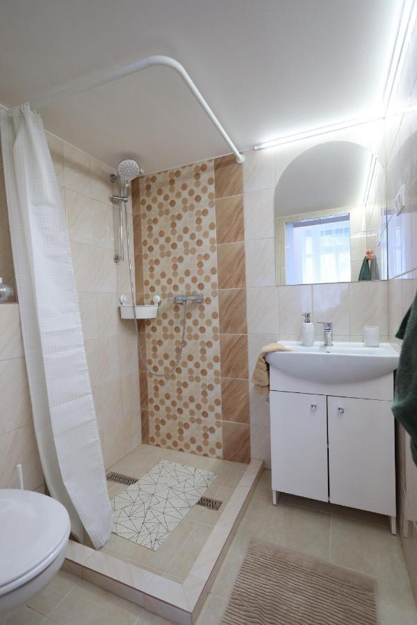 Vito Apartman Eger Exterior foto