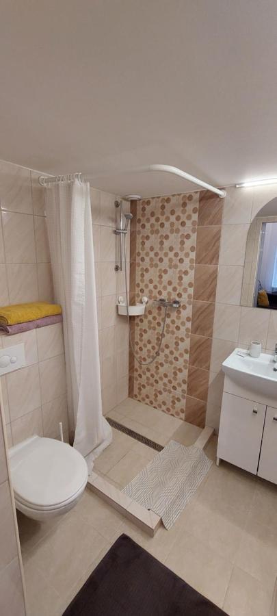 Vito Apartman Eger Exterior foto